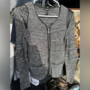 Women’s H&M zip up